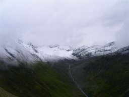Toscane 2005 - La vue dans la montée du Furkapass